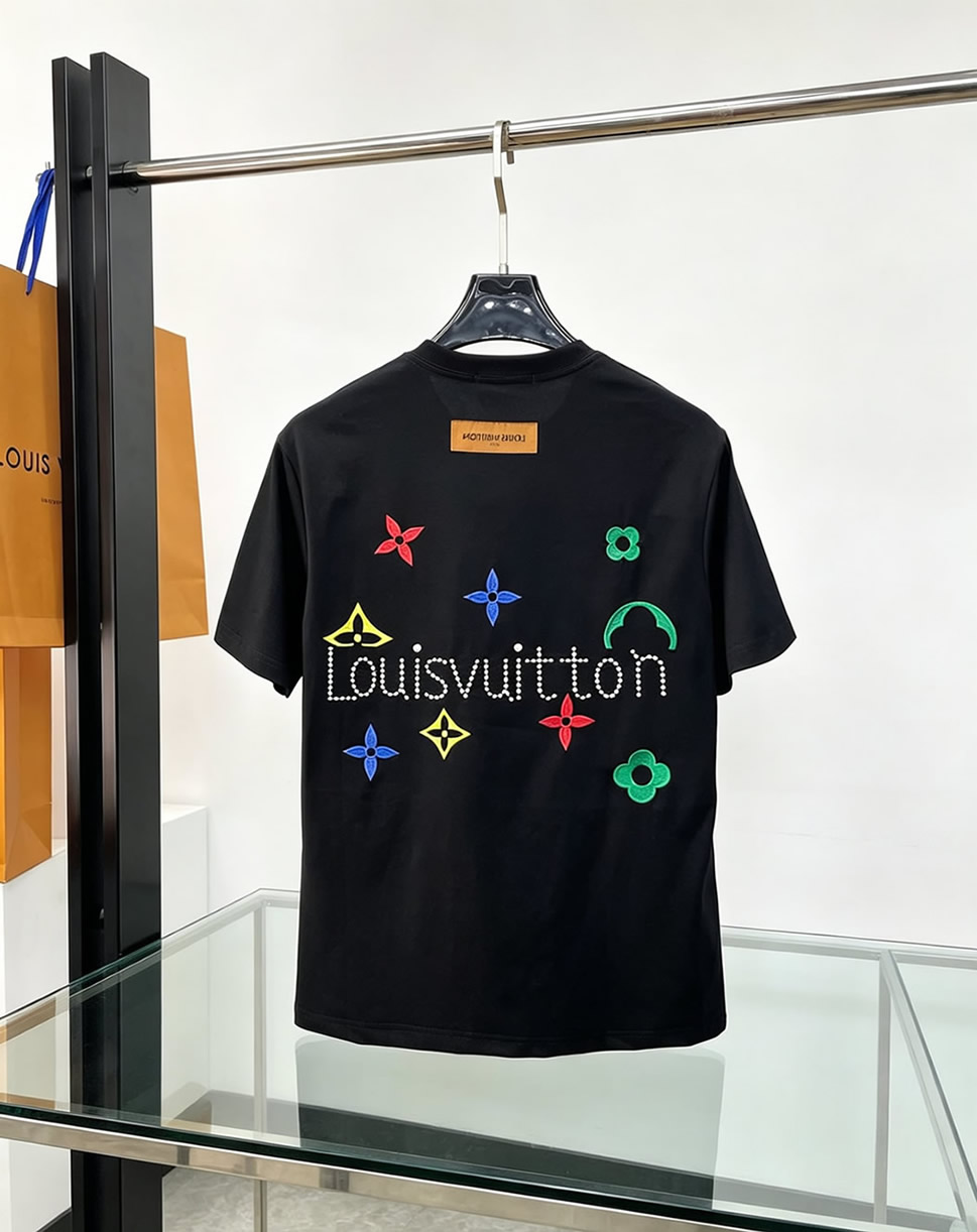 ルイ・ヴィトン LVイニシャル ラインストーン モノグラムフラワー 刺繍 半袖 Tシャツ ブラック FS608 - 画像 (2)