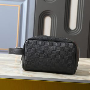 ルイ・ヴィトン ダミエ セカンドバッグ クラッチバッグ トワレ・ポーチ ブラック M28835