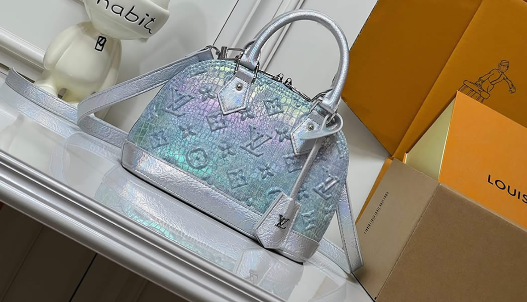 ルイ・ヴィトン モノグラム アルファ アルマ BB 2WAY ハンドバッグ シルバー オーロラ M90611