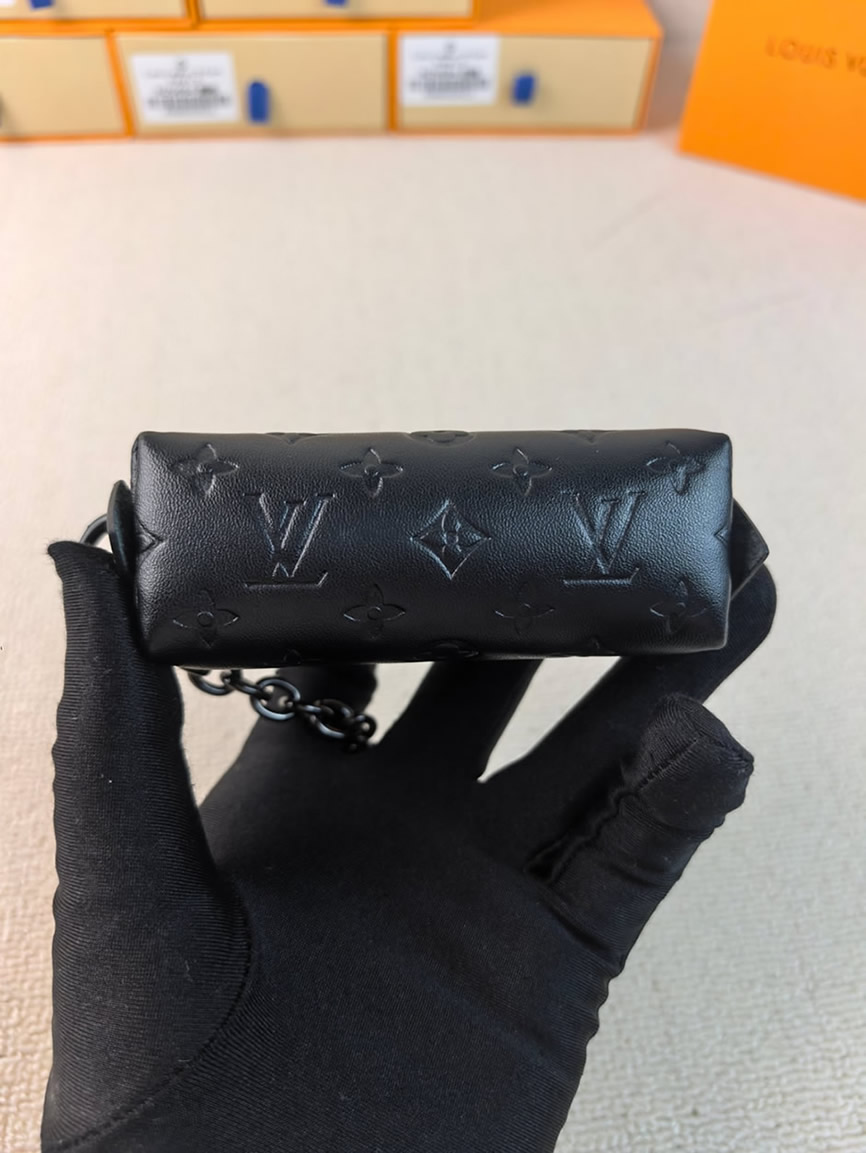 ルイ・ヴィトン モノグラム・アンプラント マイクロ・ポシェット・アクセソワール ポーチ ノワール M25694 - 画像 (3)