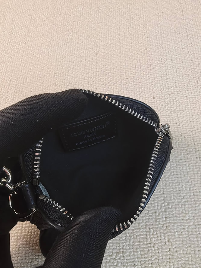 ルイ・ヴィトン モノグラム・エクリプス マイクロ・ポシェット・アクセソワール ポーチ シルバー金具 M25694 - 画像 (5)