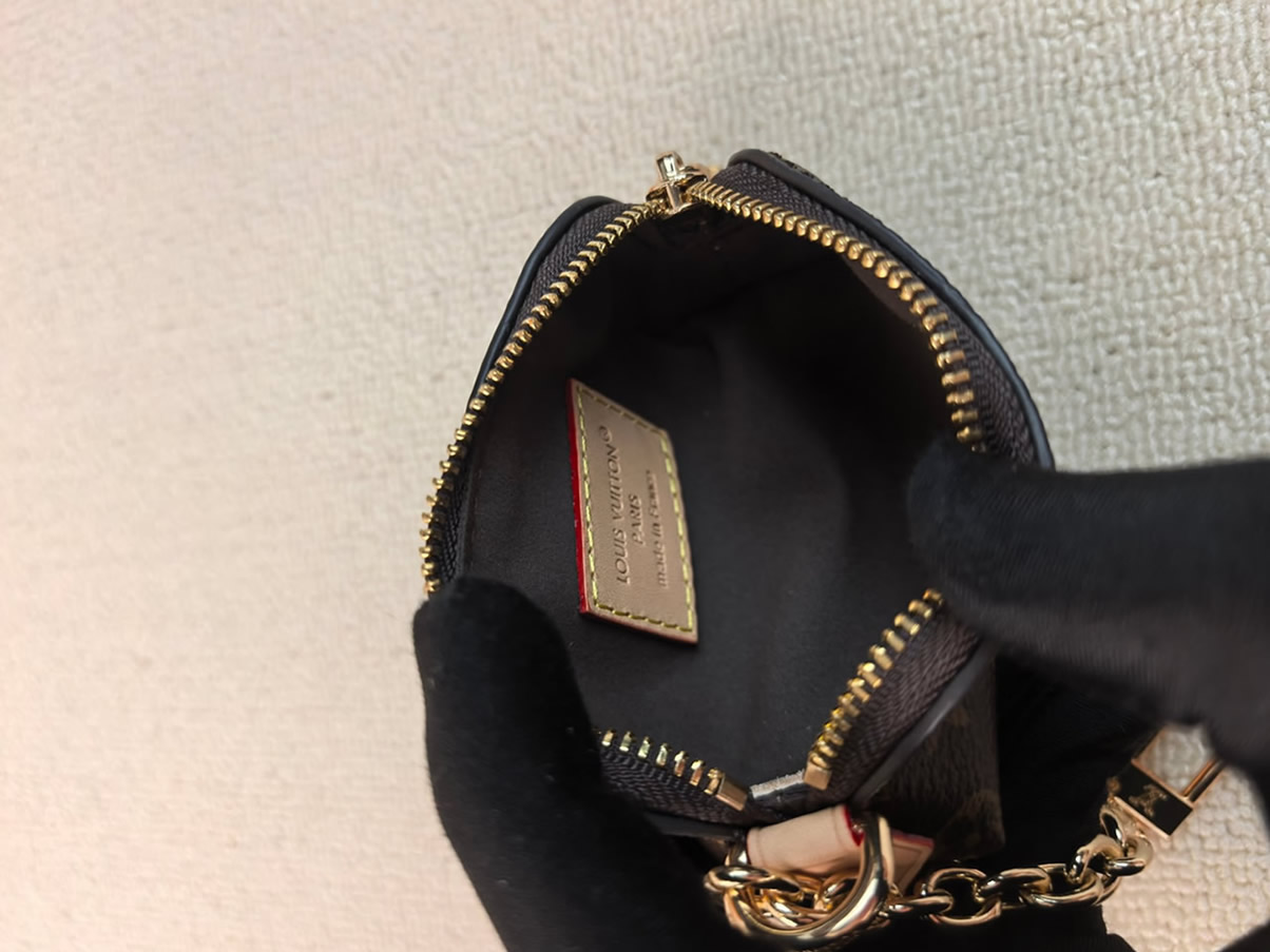 ルイ・ヴィトン モノグラム マイクロ・ポシェット・アクセソワール ポーチ ゴールド金具 M25694 - 画像 (4)