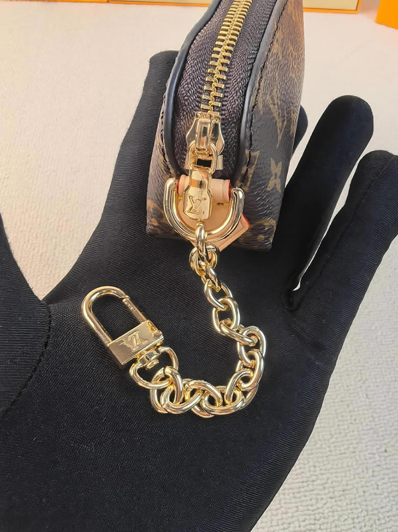 ルイ・ヴィトン モノグラム マイクロ・ポシェット・アクセソワール ポーチ ゴールド金具 M25694 - 画像 (5)