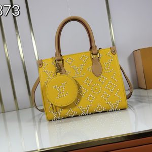 ルイ・ヴィトン オンザゴー MM 2WAY トートバッグ パール刺繍 ポーチ付き イエロー M47373