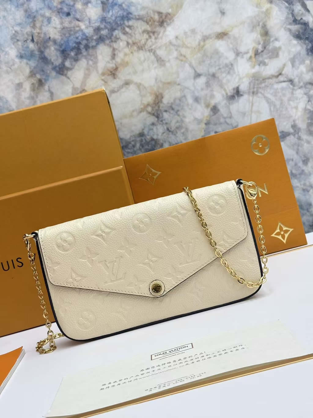 ルイ・ヴィトン モノグラム・アンプラント ポシェット・フェリシー チェーンショルダーバッグ クリーム M82610