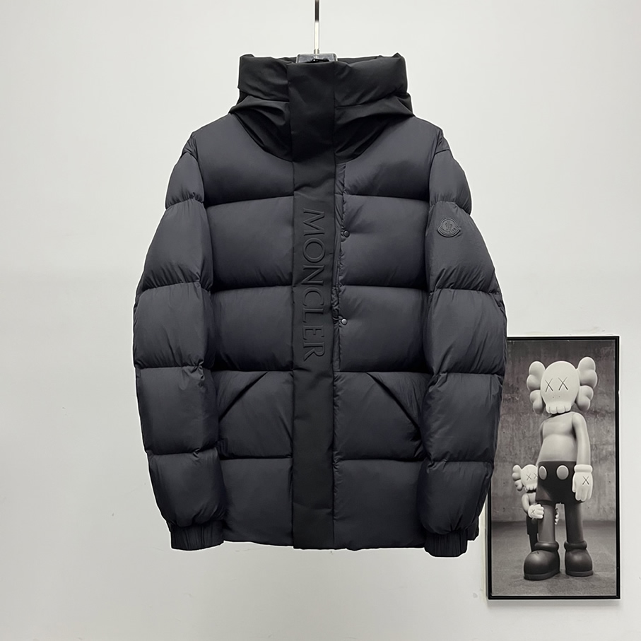 モンクレール マット フーデッド ダウンジャケット ブラック moncler013