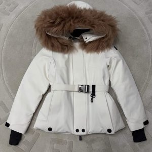 モンクレール レディース ファー付き ベルトダウンジャケット オフホワイト moncler021
