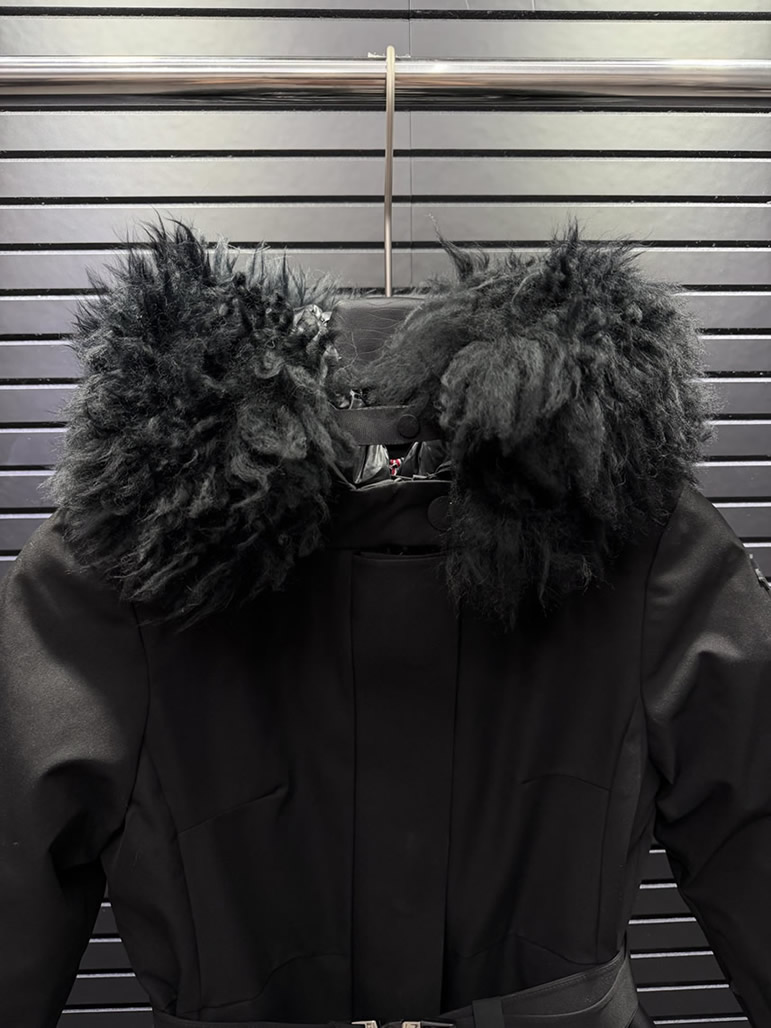 モンクレール レディース ファー付き ベルトダウンジャケット ブラック moncler023 - 画像 (2)