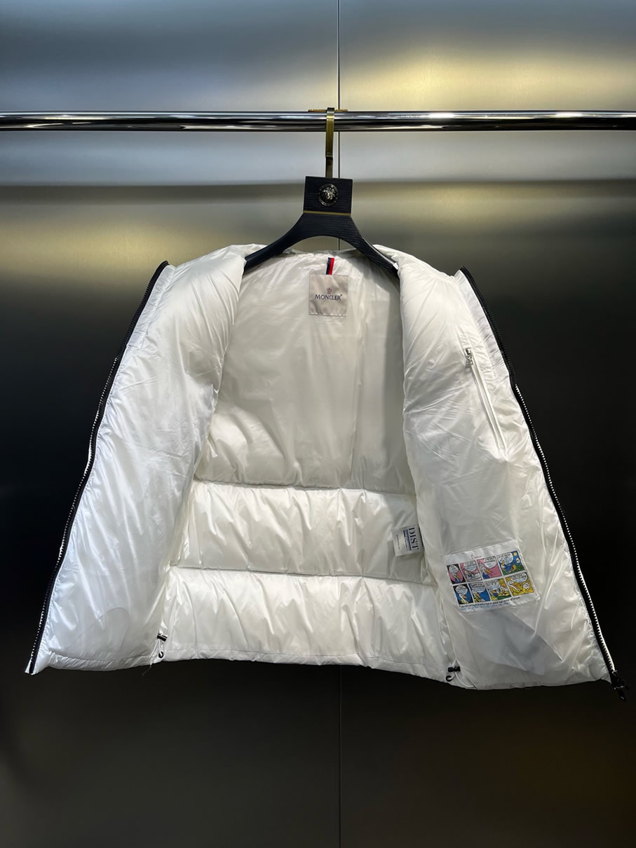 モンクレール スタンドカラー ロゴレタリング ダウンベスト ホワイト moncler033 - 画像 (5)