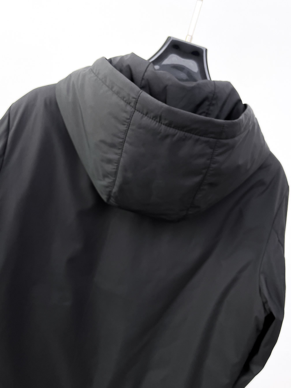 モンクレール ロゴワッペン付き フーデッド ジップアップジャケット ブラック moncler036 - 画像 (14)