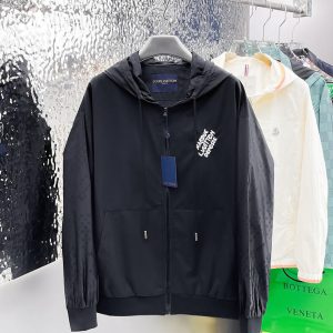 ルイヴィトン シグネチャーレタリング フーデッド ジップアップジャケット ブラック FS645