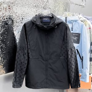 ルイヴィトン スリーブモノグラム フーデッド ジップアップジャケット ブラック FS682